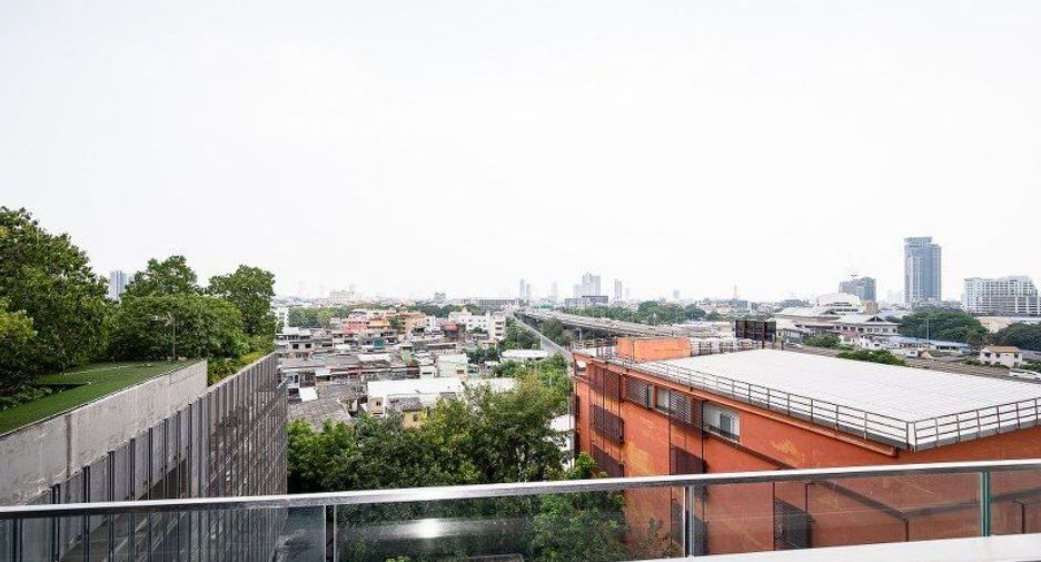 For rent 2 ベッドルーム condo in Sathon, Bangkok