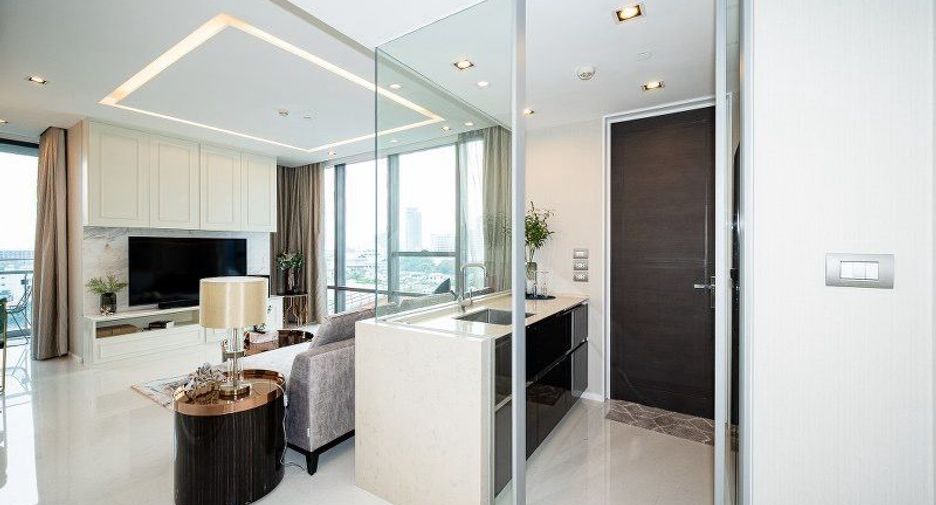 For rent 2 ベッドルーム condo in Sathon, Bangkok