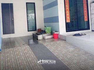 For sale 4 bedrooms townhouse in Lat Krabang, Bangkok