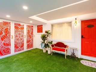 出租 4 卧室 联排别墅 在 Lat Phrao, 曼谷