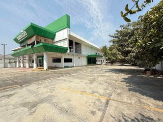 For rent retail Space in Mueang Samut Prakan, Samut Prakan