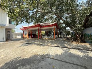 For rent retail Space in Mueang Samut Prakan, Samut Prakan