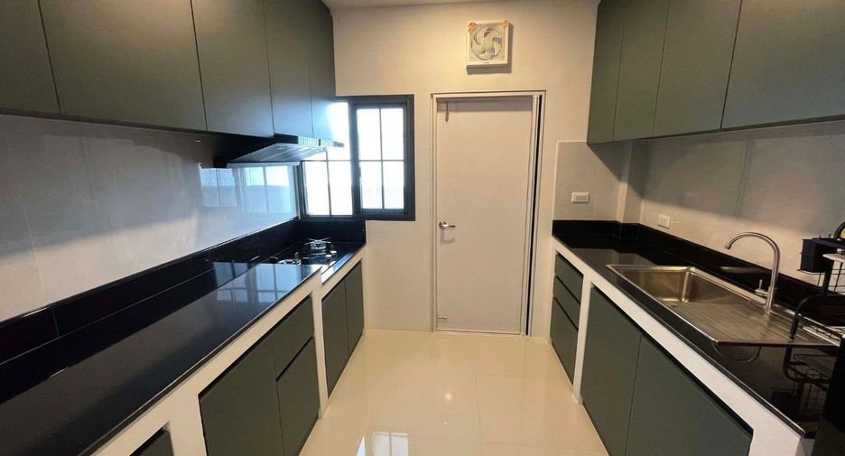 For rent 4 ベッドルーム house in Bang Phli, Samut Prakan