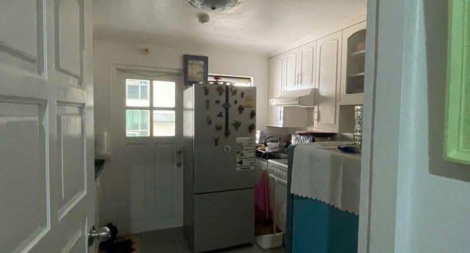 For sale 2 bedrooms condo in Watthana, Bangkok