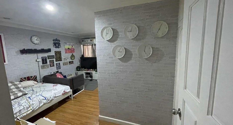 For sale 2 bedrooms condo in Watthana, Bangkok