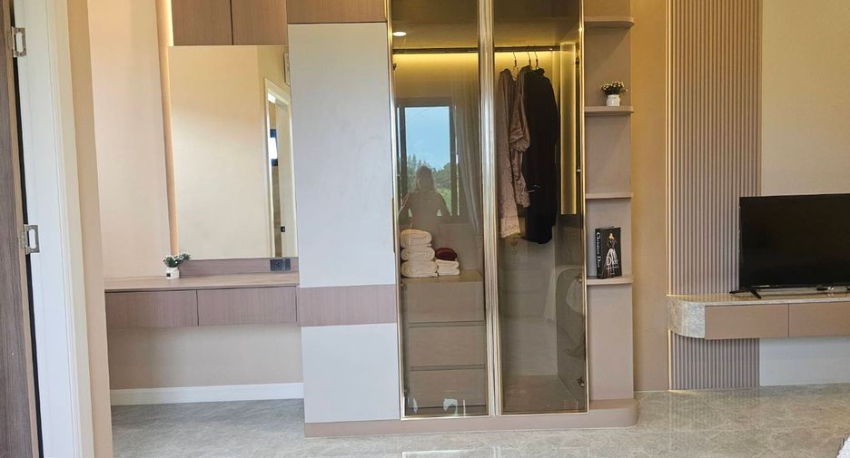 For rent 5 bedrooms villa in Bang Lamung, Chonburi