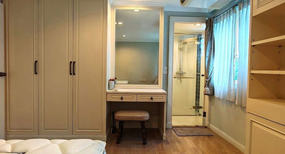 À louer 5 chambres maison à Bang Lamung, Chonburi