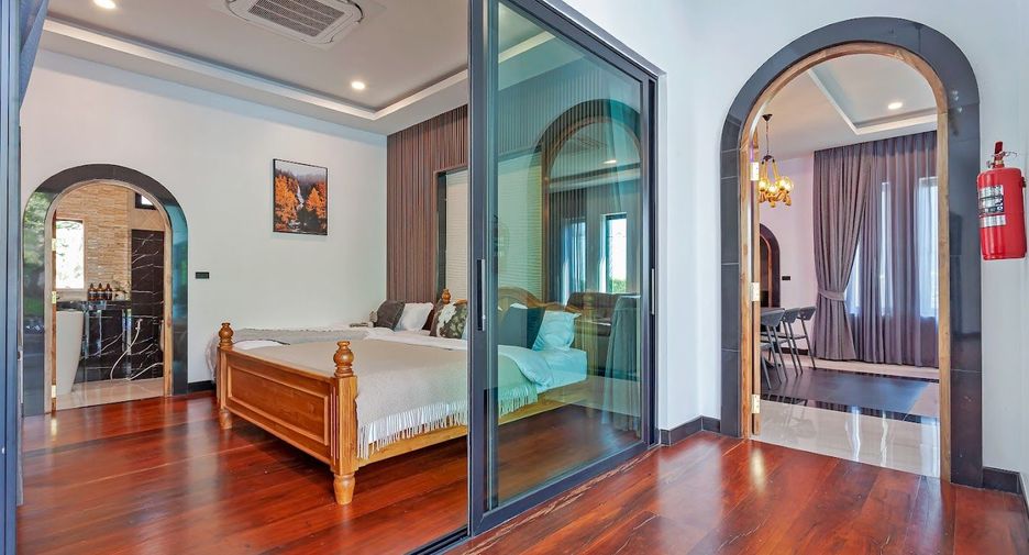 À louer 5 chambres maison à Bang Lamung, Chonburi