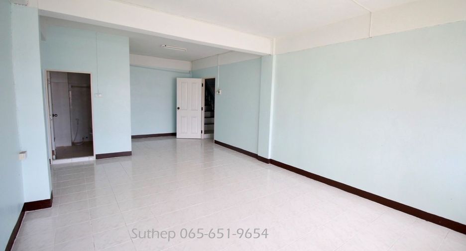 À vendre 20 chambres local commercial à Mueang Rayong, Rayong