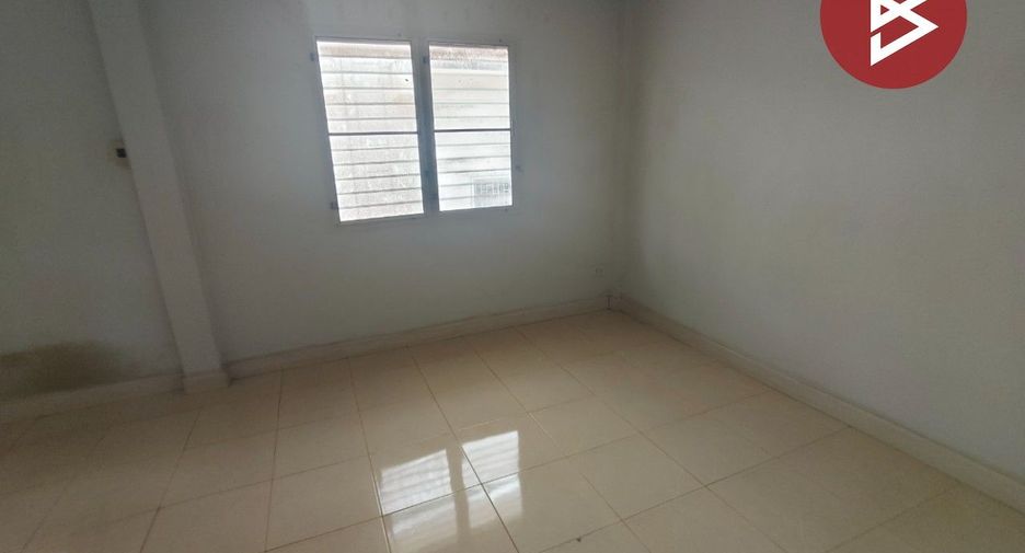 For sale 5 bedrooms townhouse in Bang Phli, Samut Prakan