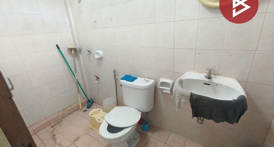 For sale 5 bedrooms townhouse in Bang Phli, Samut Prakan