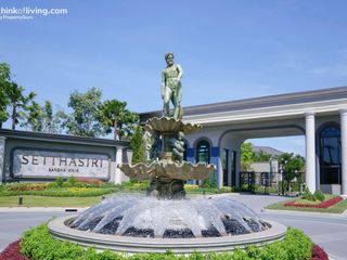 Casa en alquiler y en venta de 4 habitaciones en Bang Phli, Samut Prakan