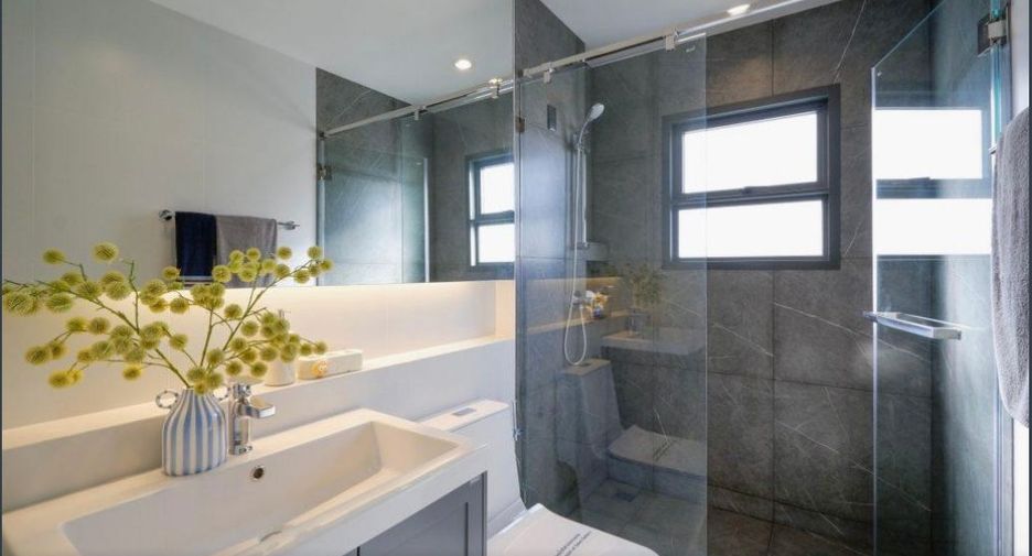 For rent そして for sale 4 ベッドルーム house in Bang Phli, Samut Prakan