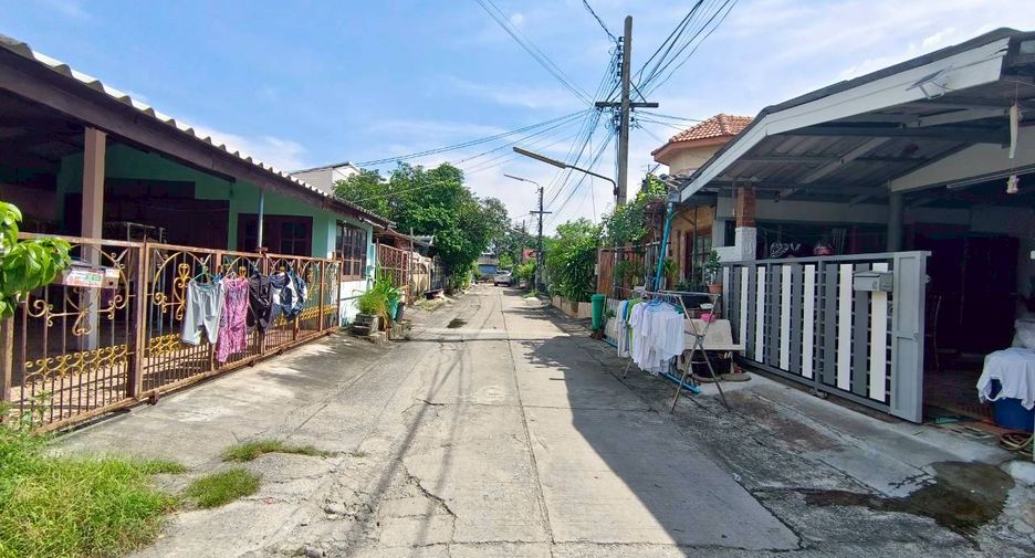 出售 1 卧室 独立屋 在 Saphan Sung, 曼谷