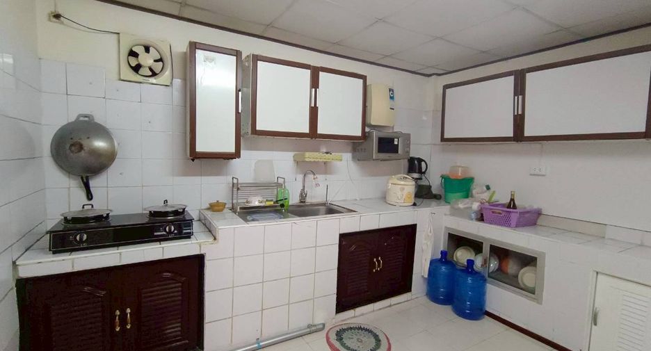 出售 1 卧室 独立屋 在 Saphan Sung, 曼谷