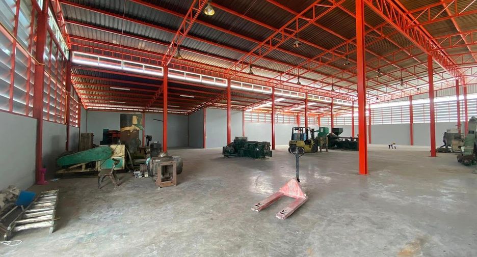 À louer et à vendre entrepôt à Bang Bo, Samut Prakan