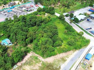 À vendre terrain à Si Racha, Chonburi