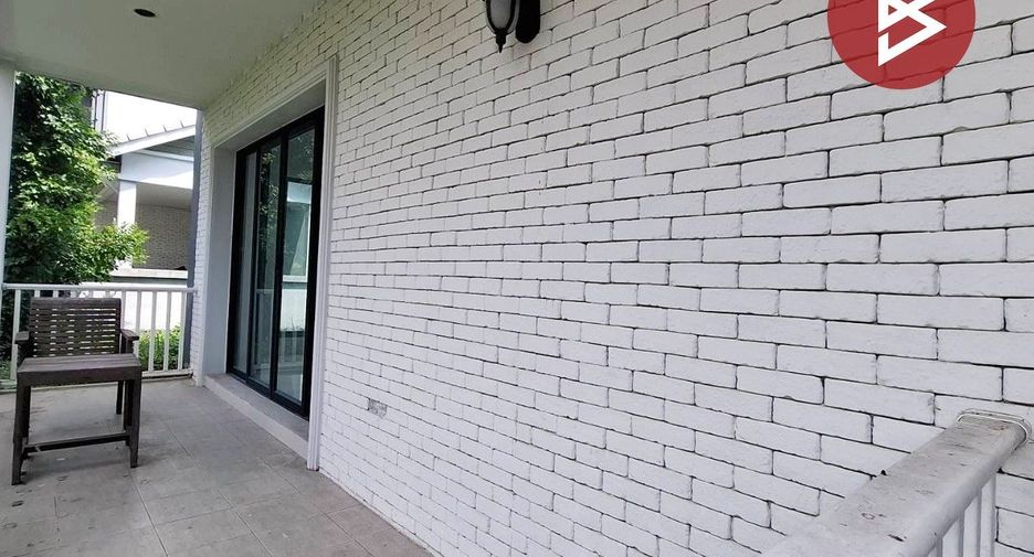 For sale 3 bedrooms house in Phan Thong, Chonburi