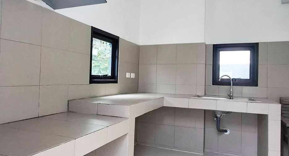 For sale 3 bedrooms house in Phan Thong, Chonburi