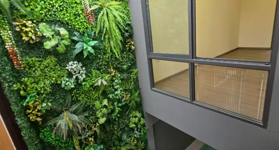 For rent 3 bedrooms house in Phra Khanong, Bangkok