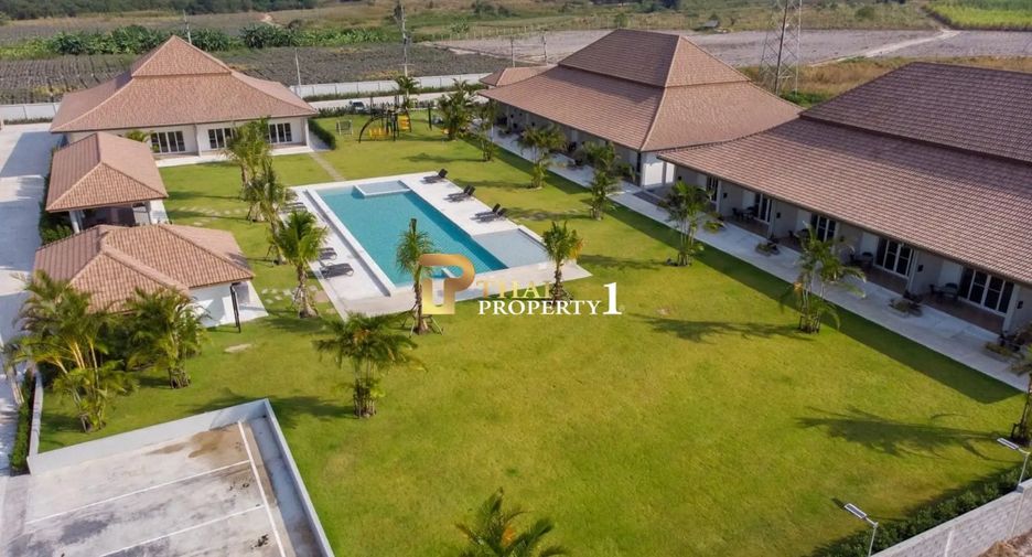 For sale 3 bedrooms villa in Hua Hin, Prachuap Khiri Khan