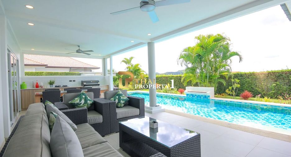 For sale 3 bedrooms villa in Hua Hin, Prachuap Khiri Khan