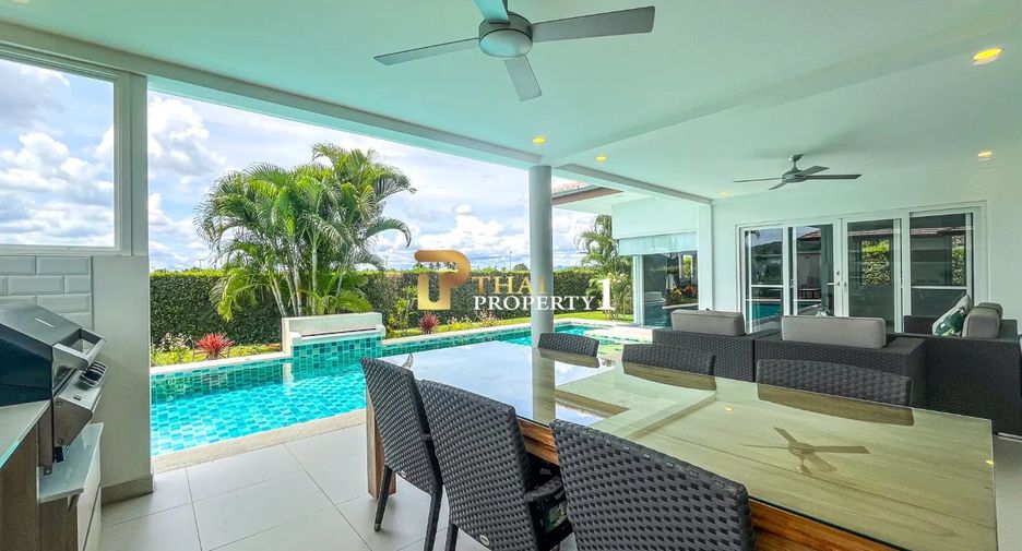 For sale 3 bedrooms villa in Hua Hin, Prachuap Khiri Khan