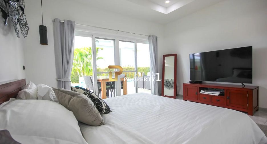 For sale 3 bedrooms villa in Hua Hin, Prachuap Khiri Khan