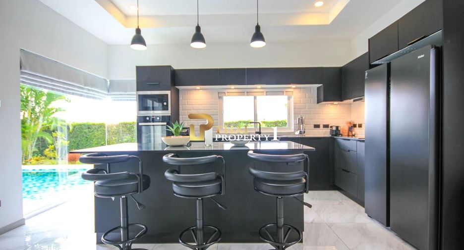 For sale 3 bedrooms villa in Hua Hin, Prachuap Khiri Khan