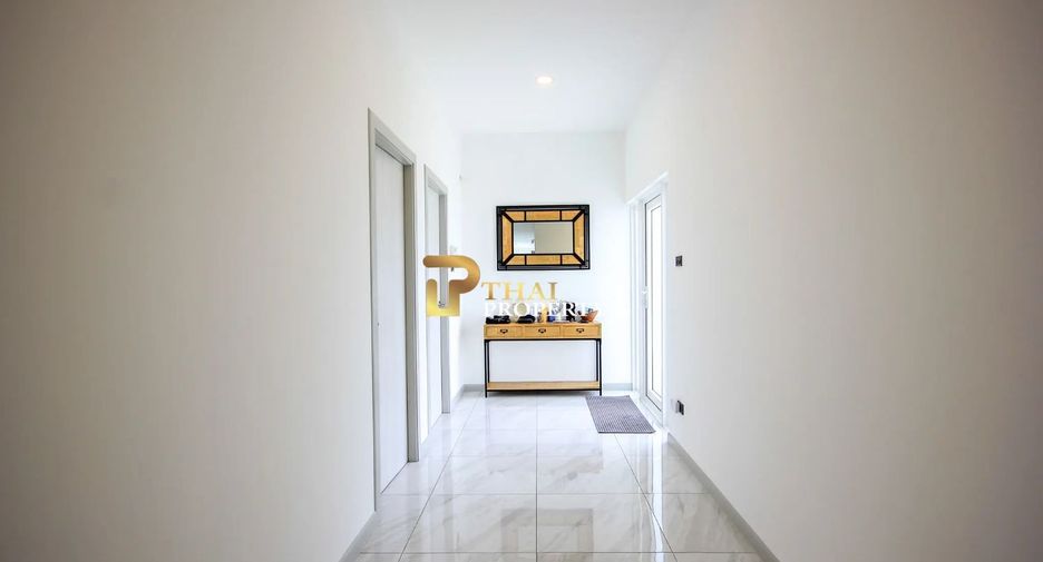 For sale 3 bedrooms villa in Hua Hin, Prachuap Khiri Khan