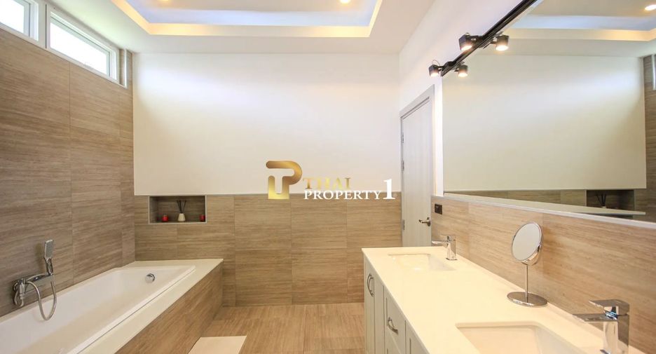 For sale 3 bedrooms villa in Hua Hin, Prachuap Khiri Khan