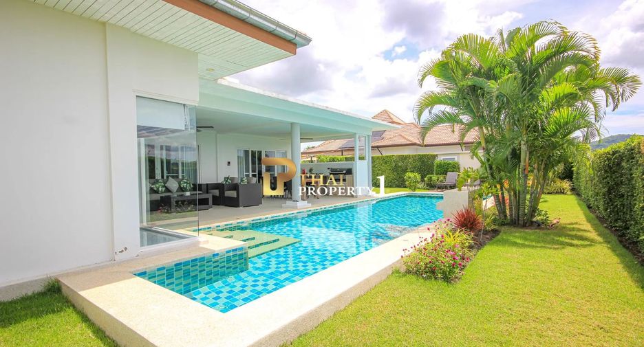 For sale 3 bedrooms villa in Hua Hin, Prachuap Khiri Khan