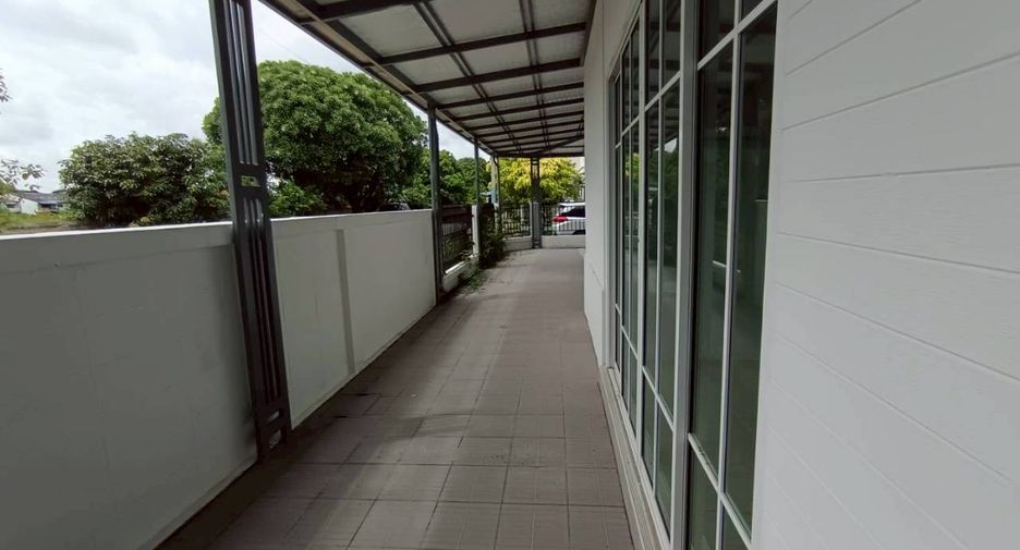 For sale 3 bedrooms house in Sai Noi, Nonthaburi