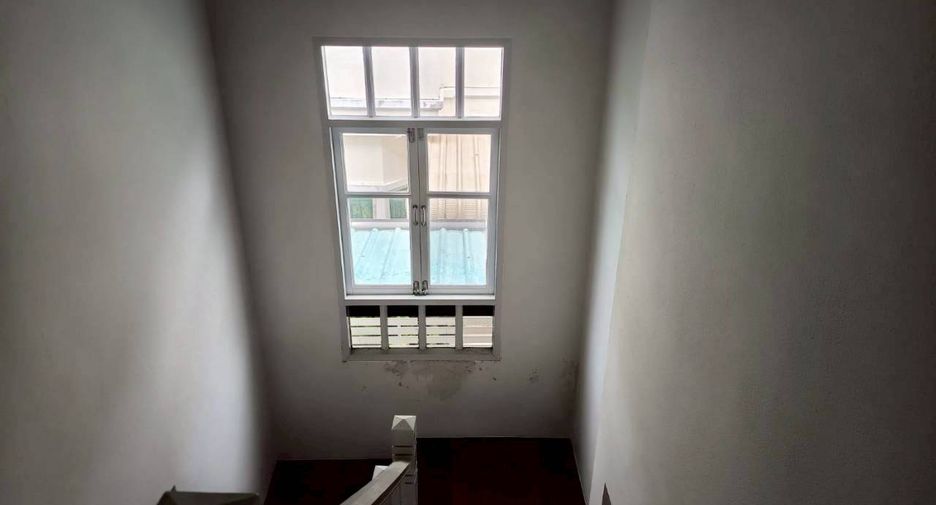 For sale 3 bedrooms house in Sai Noi, Nonthaburi