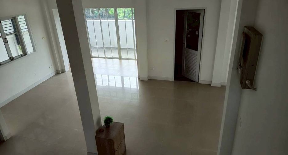 For sale 3 bedrooms house in Sai Noi, Nonthaburi