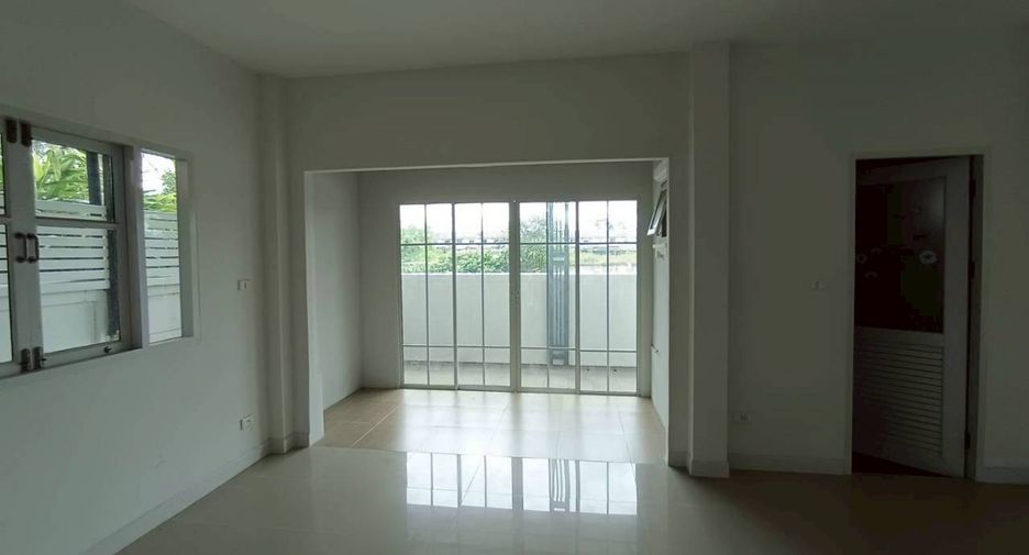 For sale 3 bedrooms house in Sai Noi, Nonthaburi