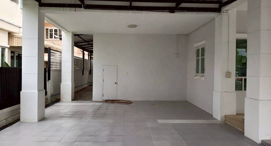 For sale 3 bedrooms house in Sai Noi, Nonthaburi