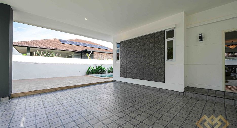 Haus zum Kauf mit 3 Zimmer in Bang Lamung, Chonburi