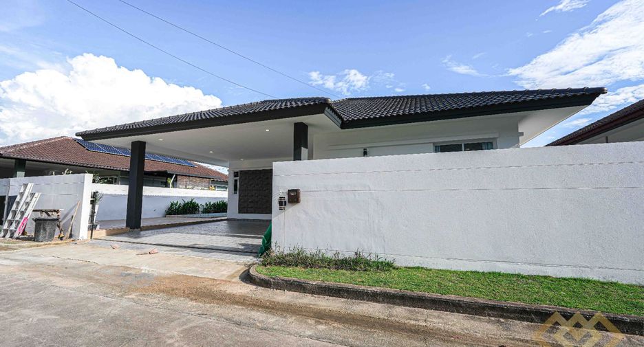 Haus zum Kauf mit 3 Zimmer in Bang Lamung, Chonburi