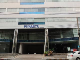À vendre bureau à Bang Rak, Bangkok