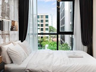 For sale 2 bedrooms condo in Khlong Toei, Bangkok