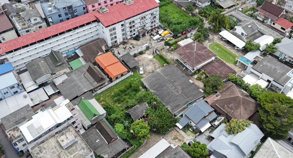 Grundstück zum Kauf in Watthana, Bangkok