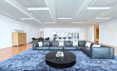 For sale 4 bedrooms condo in Sathon, Bangkok