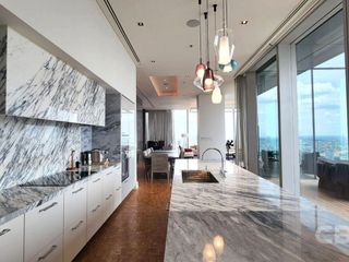Wohnung zum Kauf mit 4 Zimmer in Sathon, Bangkok