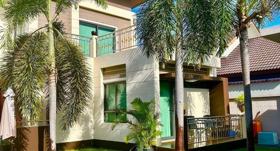 For sale 4 bedrooms house in Sattahip, Chonburi