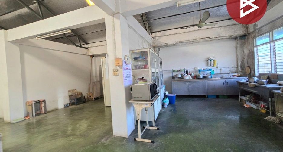 For sale retail Space in Rat Burana, Bangkok