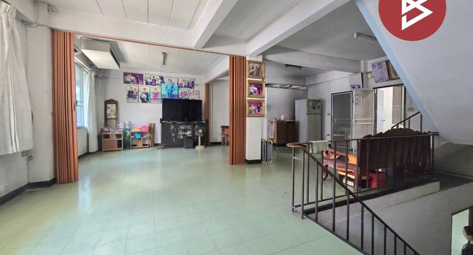 For sale retail Space in Rat Burana, Bangkok