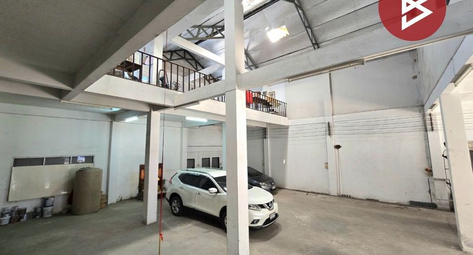 For sale retail Space in Rat Burana, Bangkok