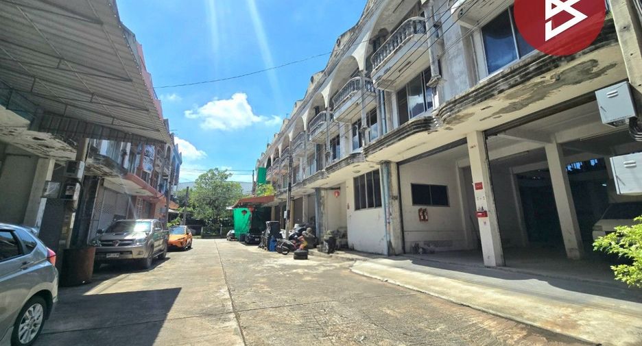 For sale retail Space in Rat Burana, Bangkok