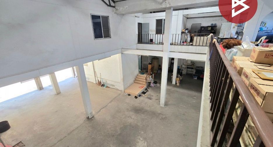For sale retail Space in Rat Burana, Bangkok